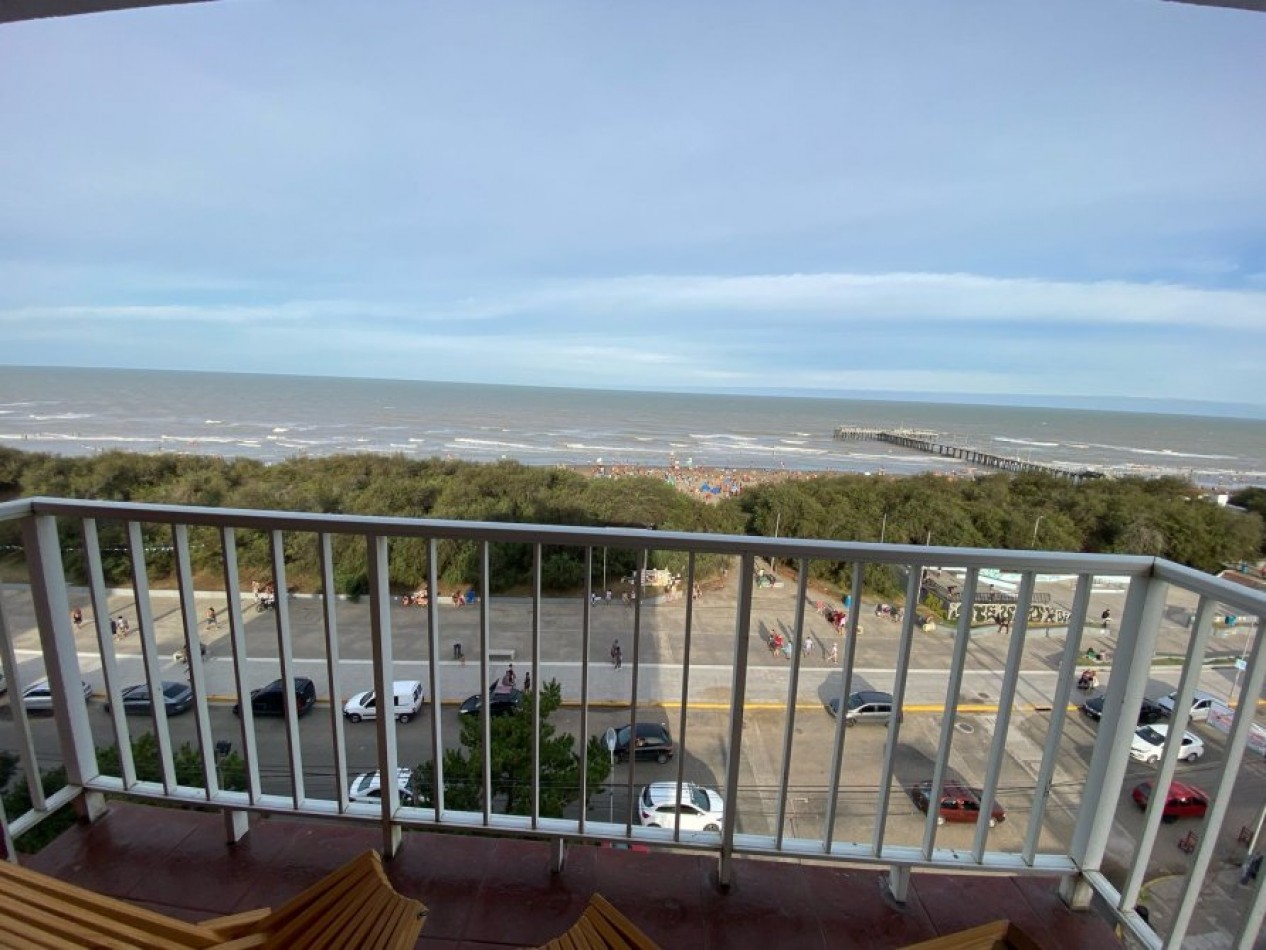 VENTA EN LA COSTA IMPORTANTE DPTO 3 AMB. FRENTE AL MAR CON ESPECTACULAR VISTA
