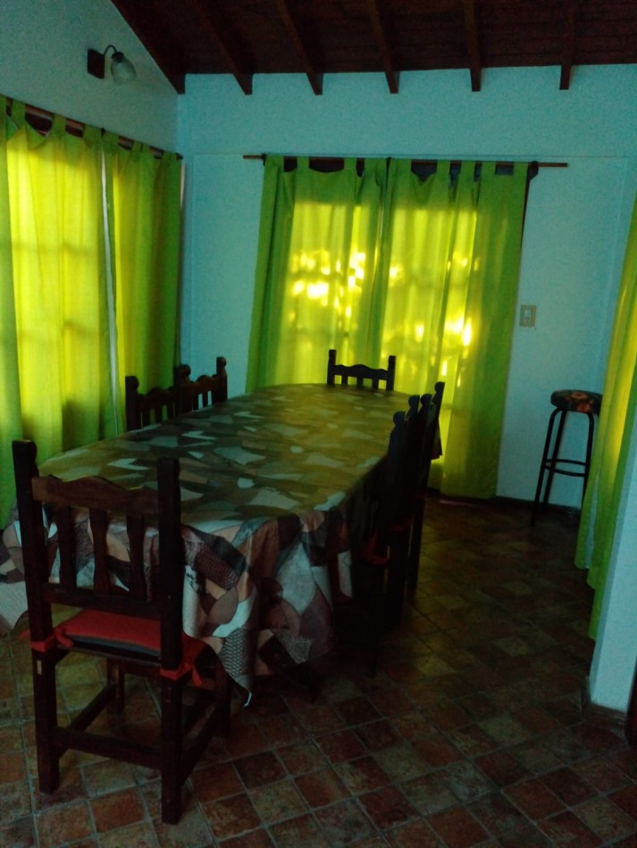 EN CONJUNTO!! CHALET MAS DEPARTAMENTOS CON PILETA