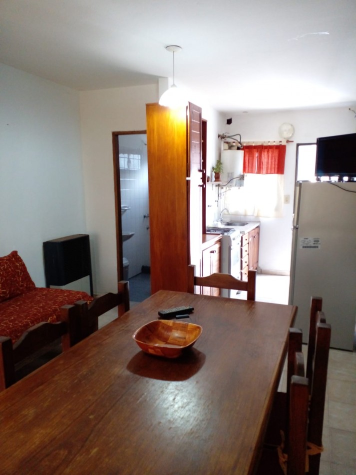 EN CONJUNTO!! CHALET MAS DEPARTAMENTOS CON PILETA