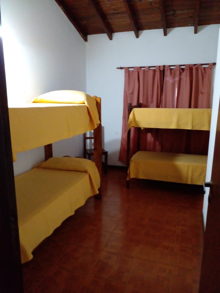 EN CONJUNTO!! CHALET MAS DEPARTAMENTOS CON PILETA