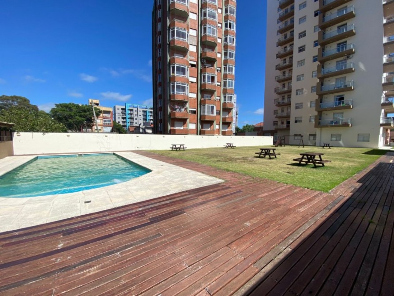 OPORTUNIDAD, REGIO DEPTO, C/ PISCINA A METROS DE LA PLAYA