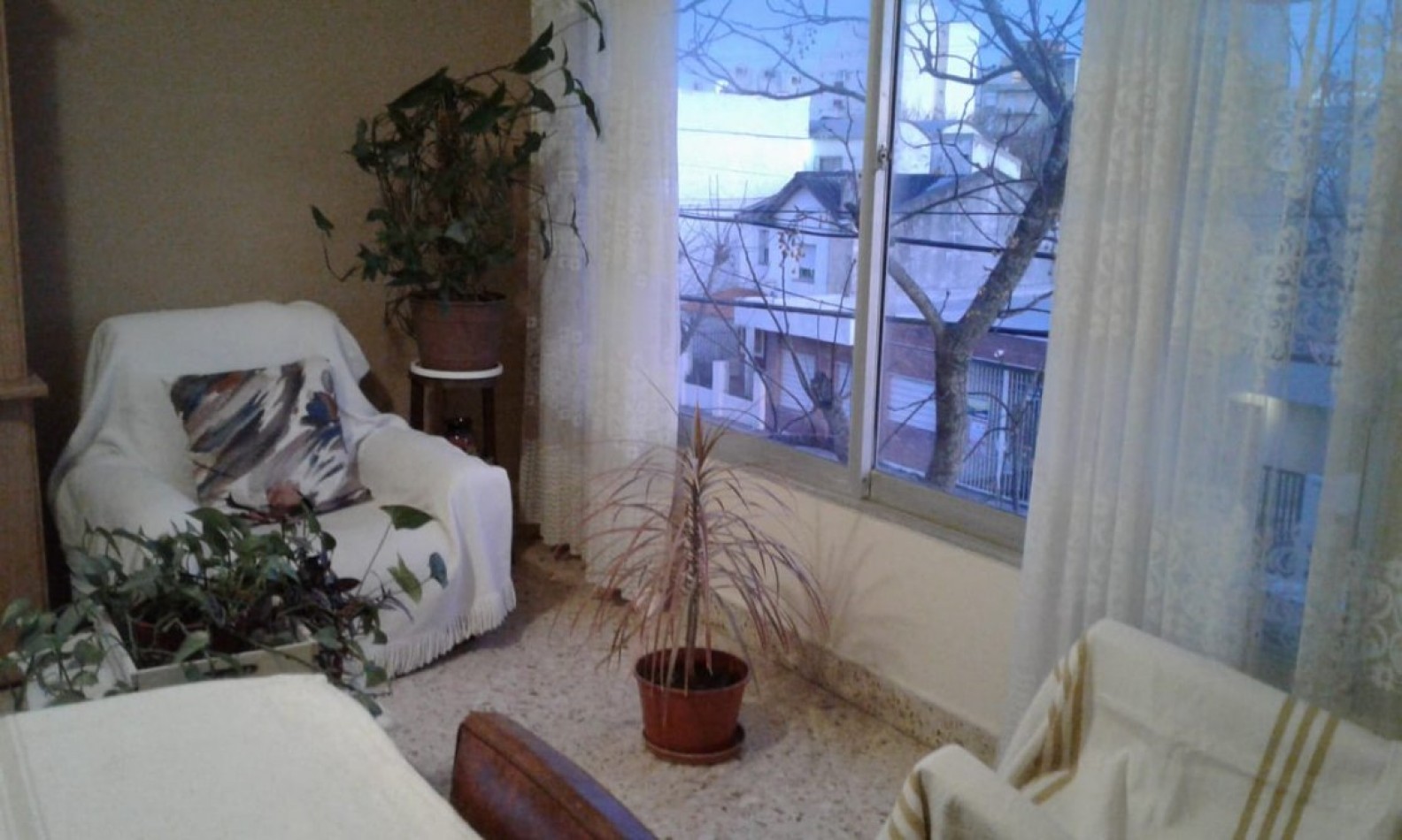 VENTA EN LA COSTA, DEPTO CERCA DEL MAR, 3 AMBIENTES