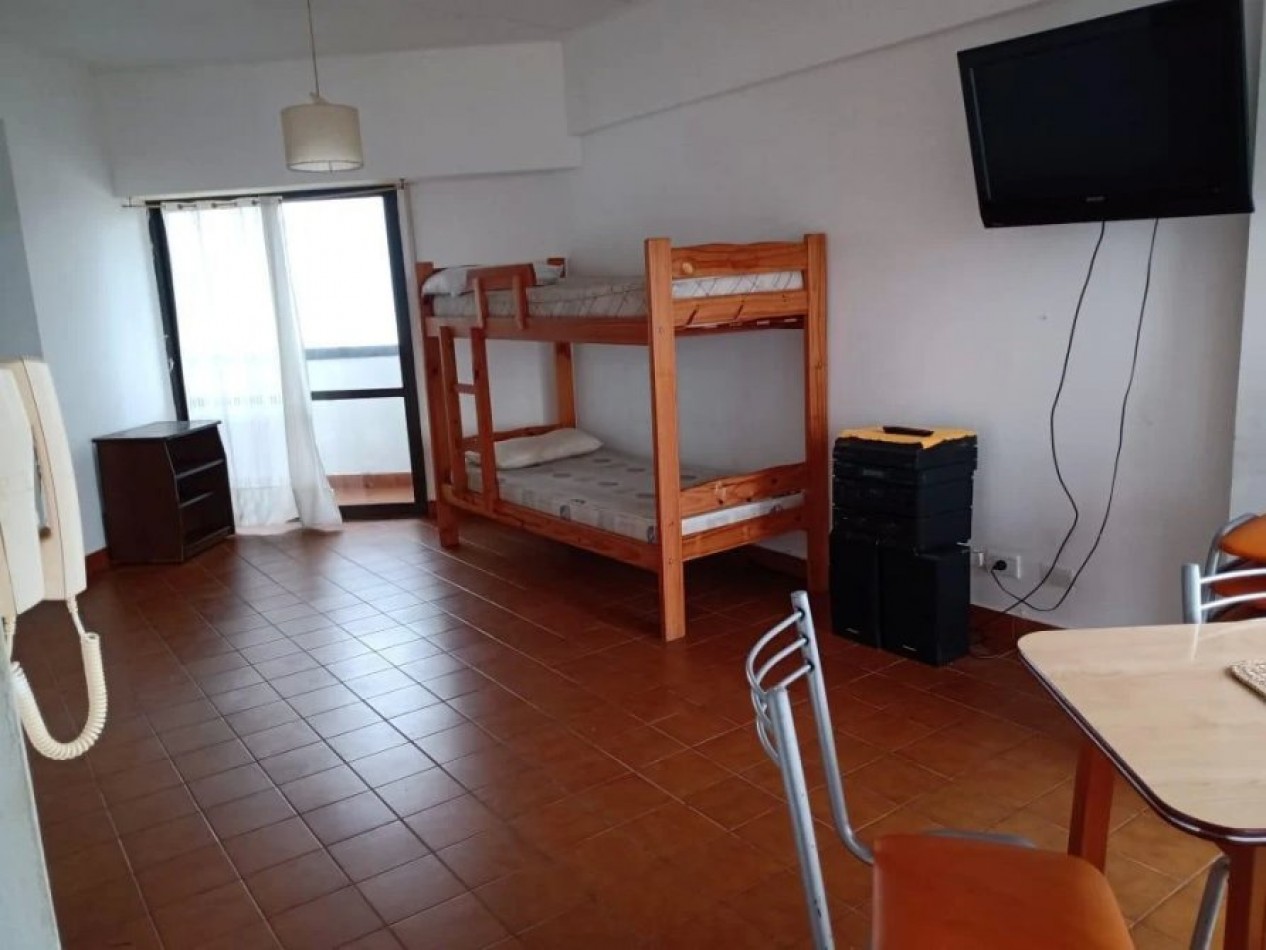 Venta en La Costa, Depto con Hermosa Vista Al Mar y Ciudad