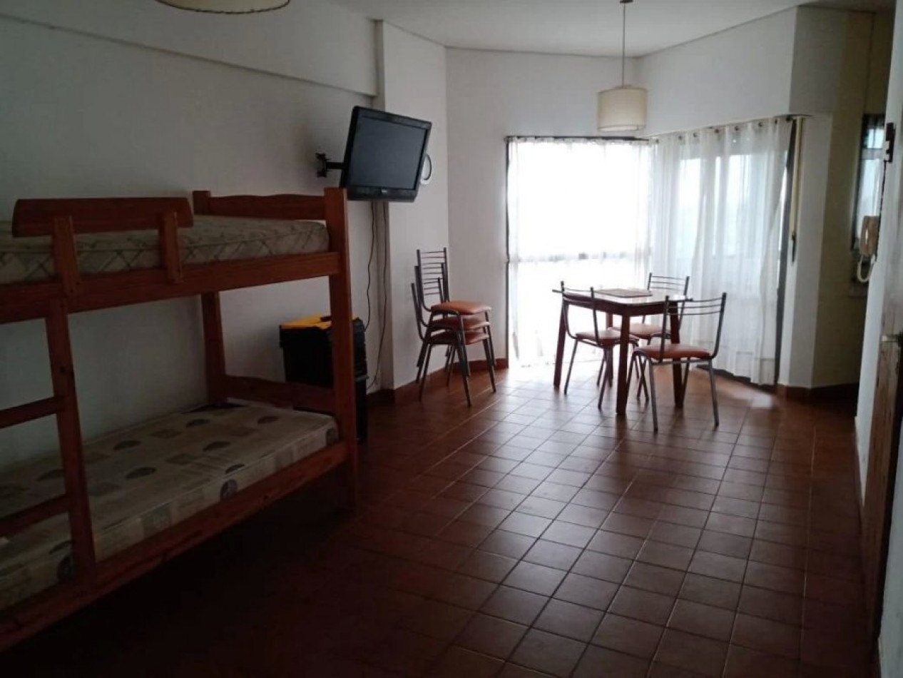 Venta en La Costa, Depto con Hermosa Vista Al Mar y Ciudad