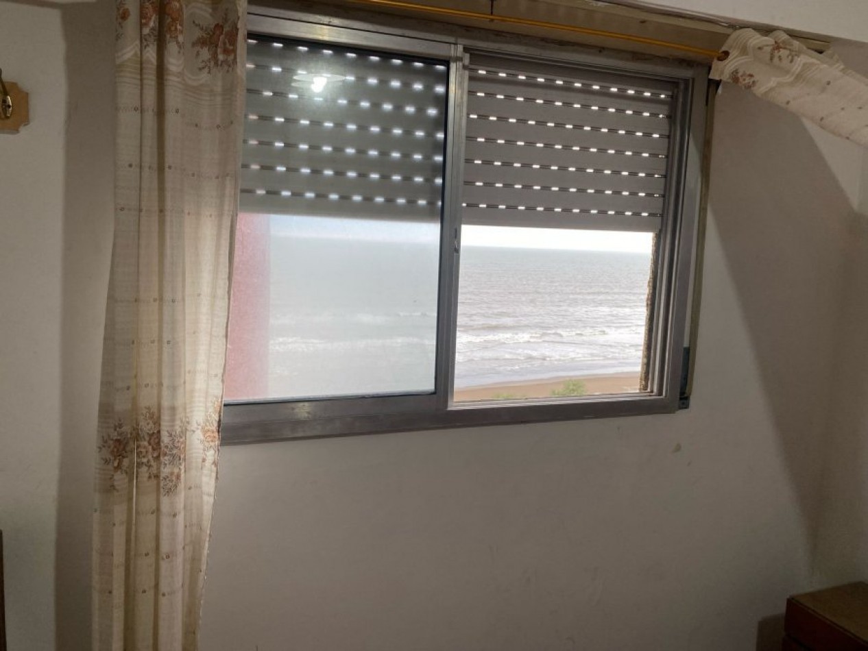 VENTA EN LA COSTA DEPARTAMENTO FRENTE AL MAR CON ESPECTACULAR VISTA