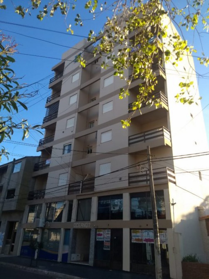 DEPARTAMENTO 2 AMB, C/ BALCON C/ VISTA AL MAR, EXCELENTE UBICACION