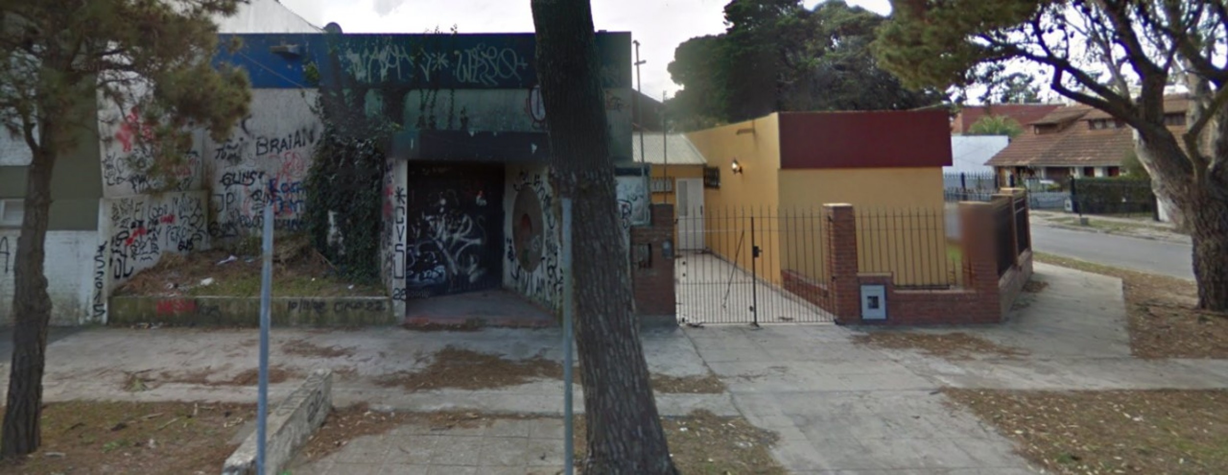 LOCAL MAS SUPERFICIE AEREA