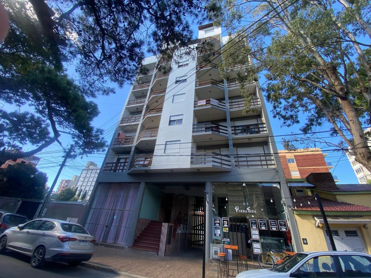 DEPARTAMENTO 4 AMBIENTES CON BALCON