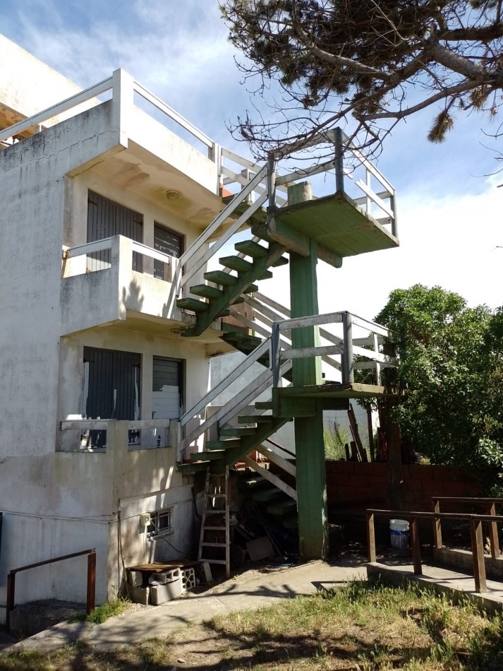 2 LOTES JUNTOS CON SALIDA AL MAR + SUPERFICIE CONSTRUIDA