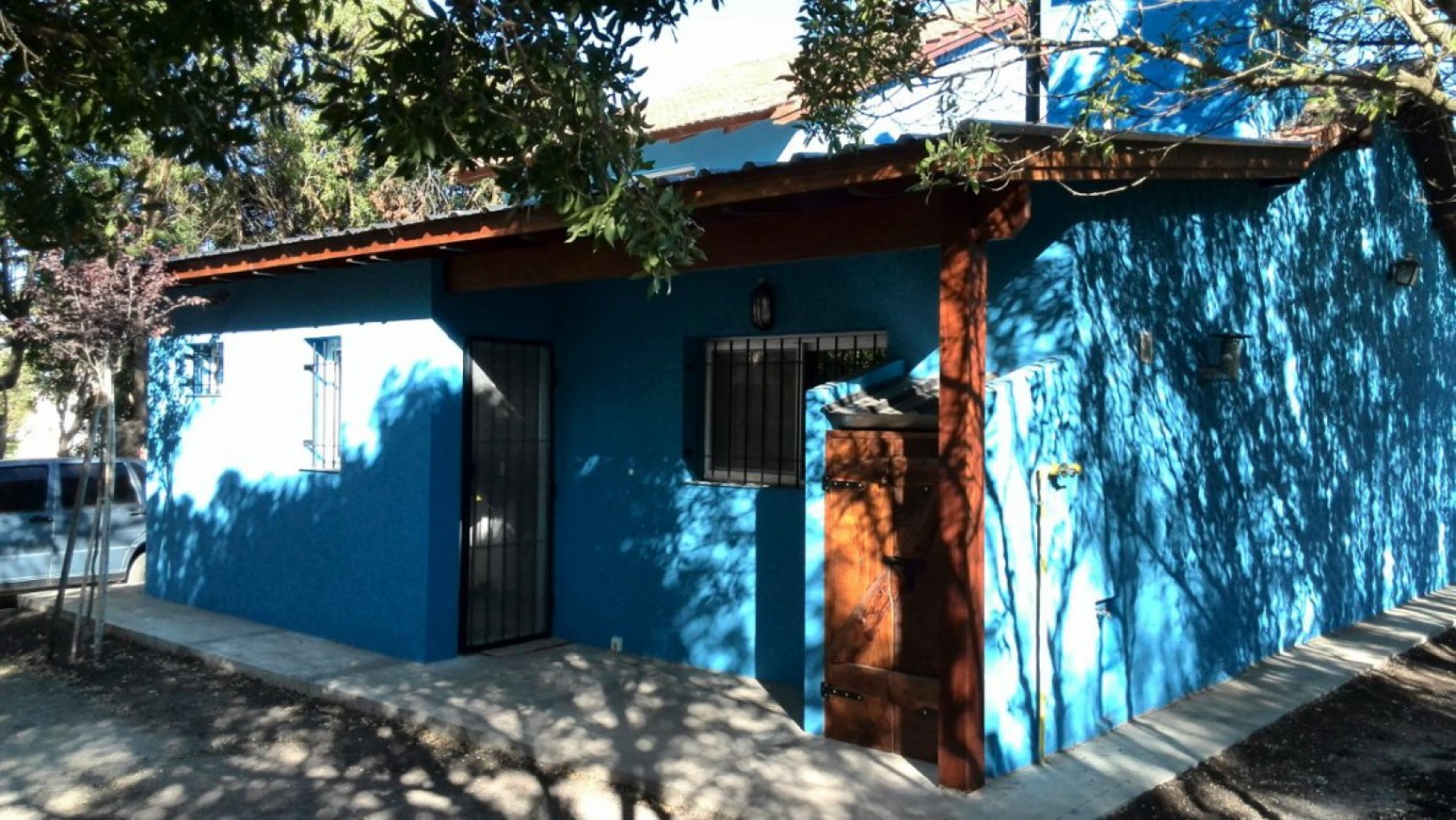 VENDO EN LA COSTA REGIO CHALET + CABAÑA Y GARAGE CERCA DEL MAR