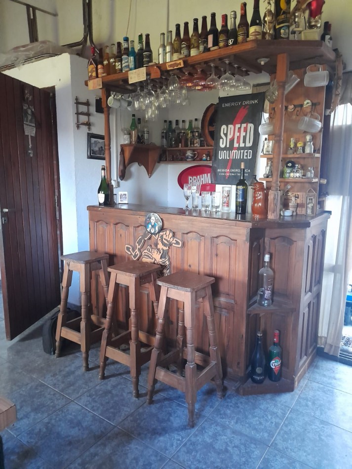 LOCAL Y DEPARTAMENTOS