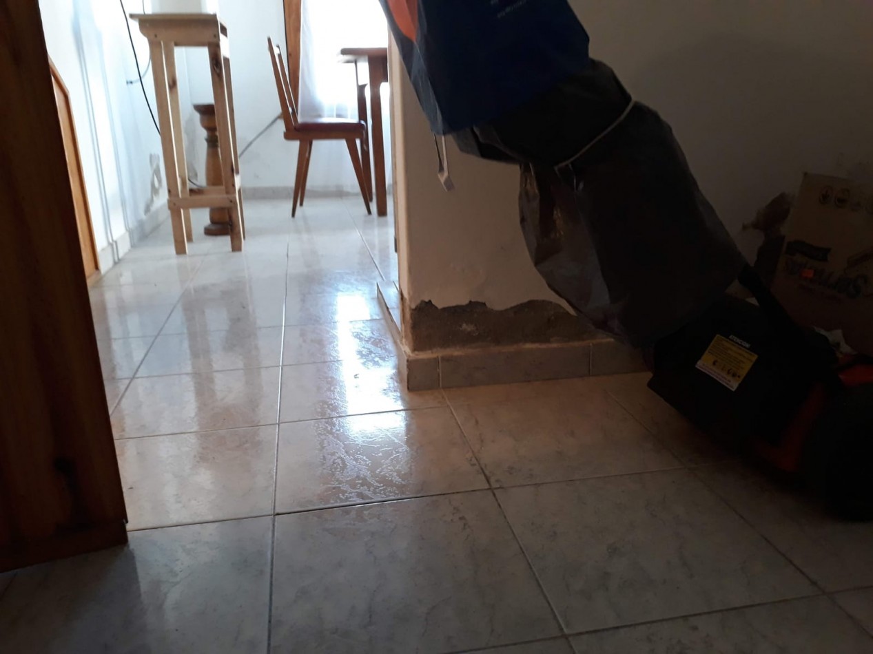 CASA CON LOCAL Y DEPARTAMENTO