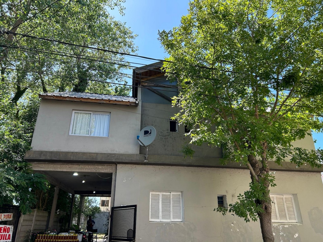 LOCAL COMERCIAL CON VIVIENDAS