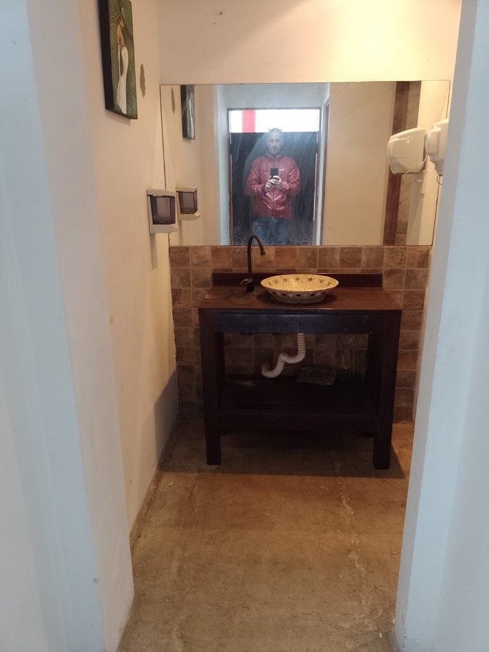 LOCAL COMERCIAL CON VIVIENDAS