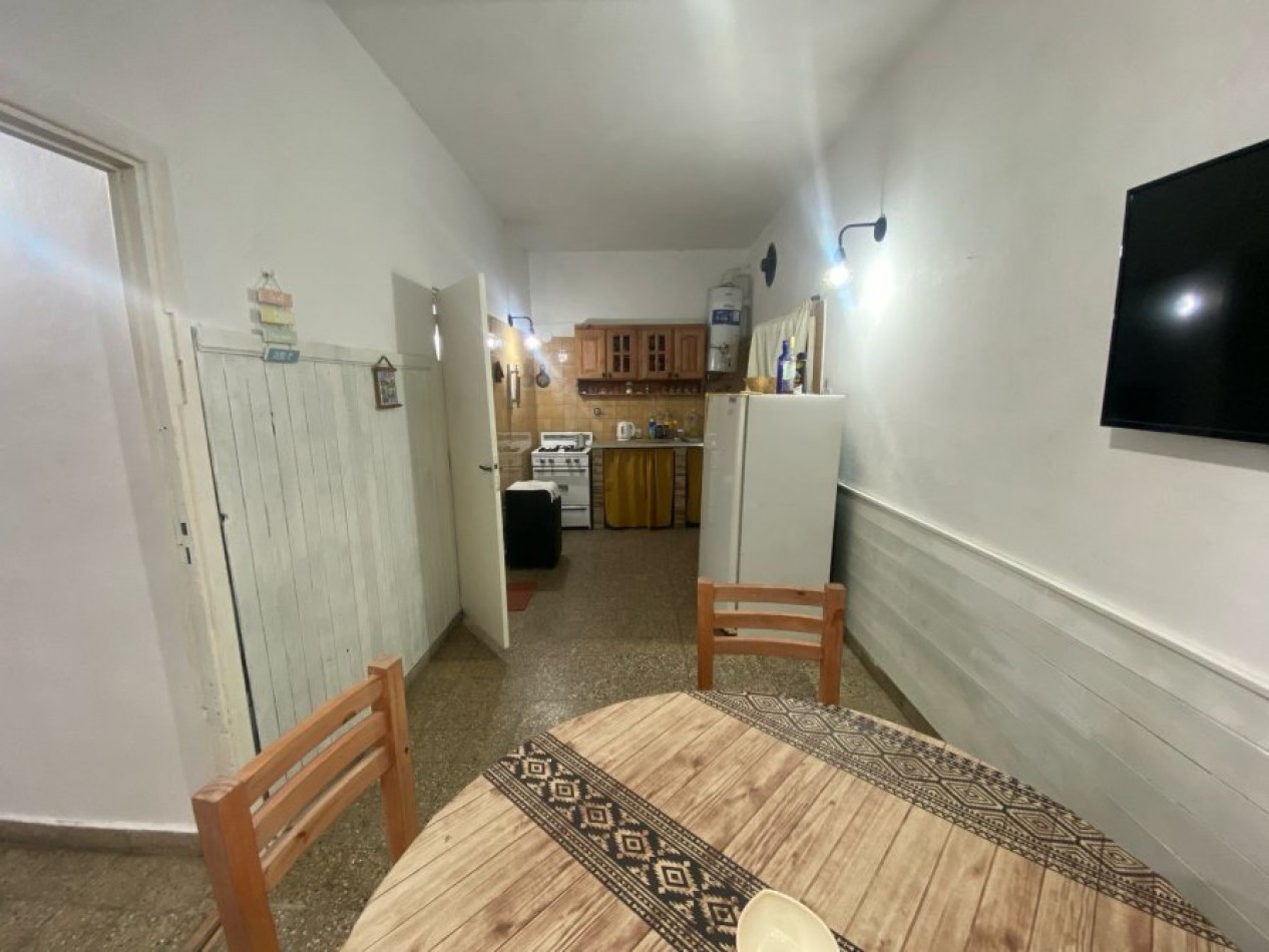 VENDO EN LA COSTA COMODA CASA 3AMB MAS DEPTO 2 AMB EN BLOCK. OPORTUNIDAD