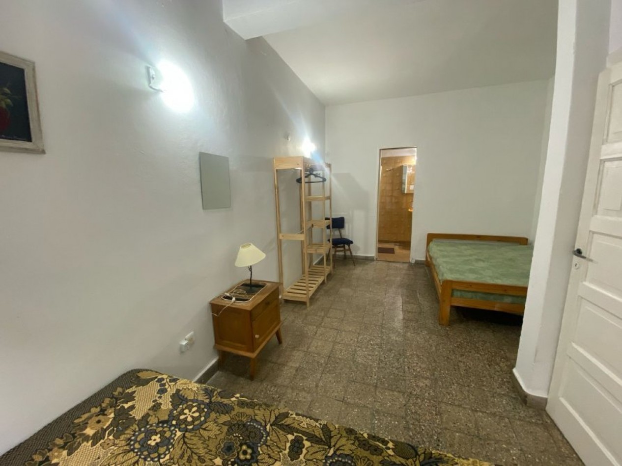 VENDO EN LA COSTA COMODA CASA 3AMB MAS DEPTO 2 AMB EN BLOCK. OPORTUNIDAD