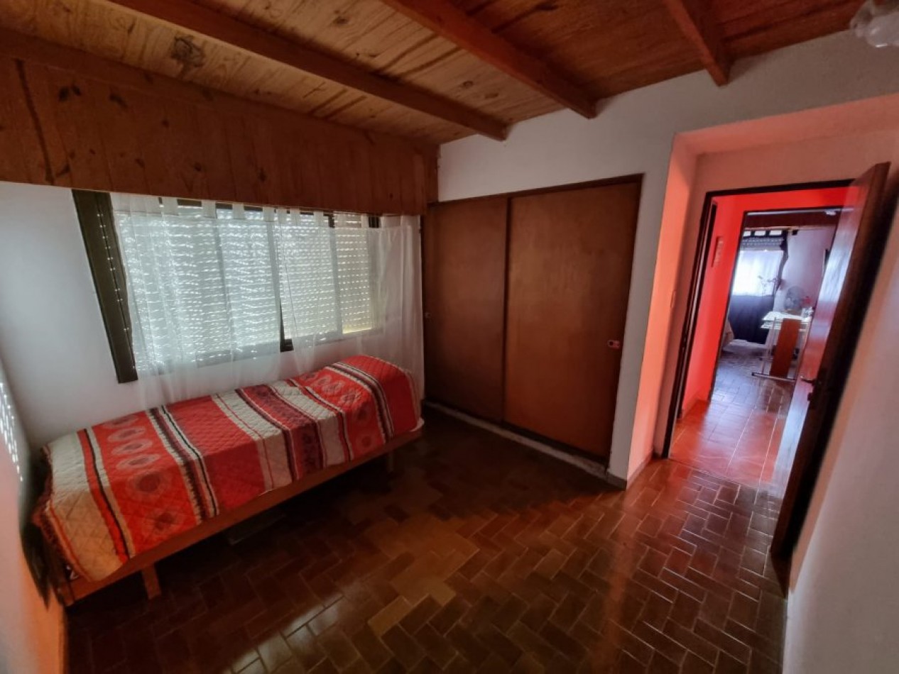 REGIA CASA DE 3 AMB. + DEPARTAMENTO ( IDEAL RENTA ) A 300 METROS DE PLAYA C/GAS NATURAL