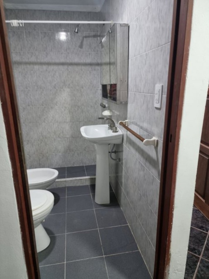 REGIA CASA DE 3 AMB. + DEPARTAMENTO ( IDEAL RENTA ) A 300 METROS DE PLAYA C/GAS NATURAL