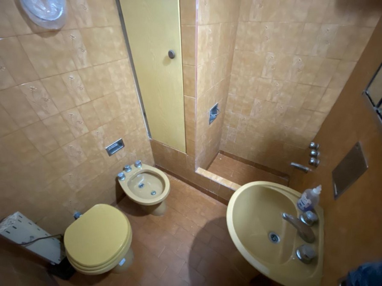 VENTA EN LA COSTA, CASA 3 AMBIENTES CERCA DEL MAR