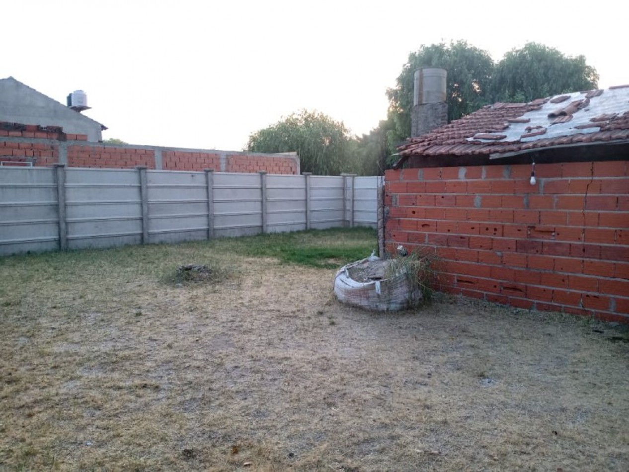 CASA EN VENTA SANTA TERESITA, 2 AMBIENTES, 50% EJECUTADO