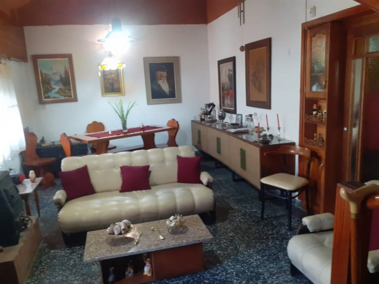 VENDO CASA DE 5 AMBIENTES, EN LA COSTA TODOS LOS SERVICIOS