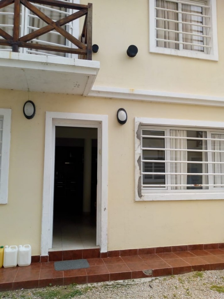 DUPLEX CON COCHERA A 120MT DEL MAR