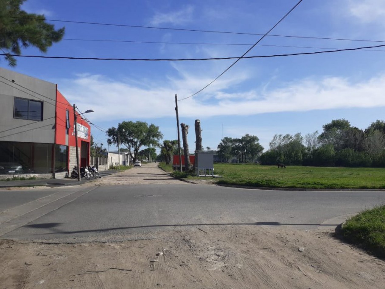 VENTA IMPORTANTE FRACCION ZONA URBANIZADA. IDEAL DESARROLLO INMOBILIARIO/COMERCIAL /LOGISTICA / SUPERMERCADO, ALTA RENTA