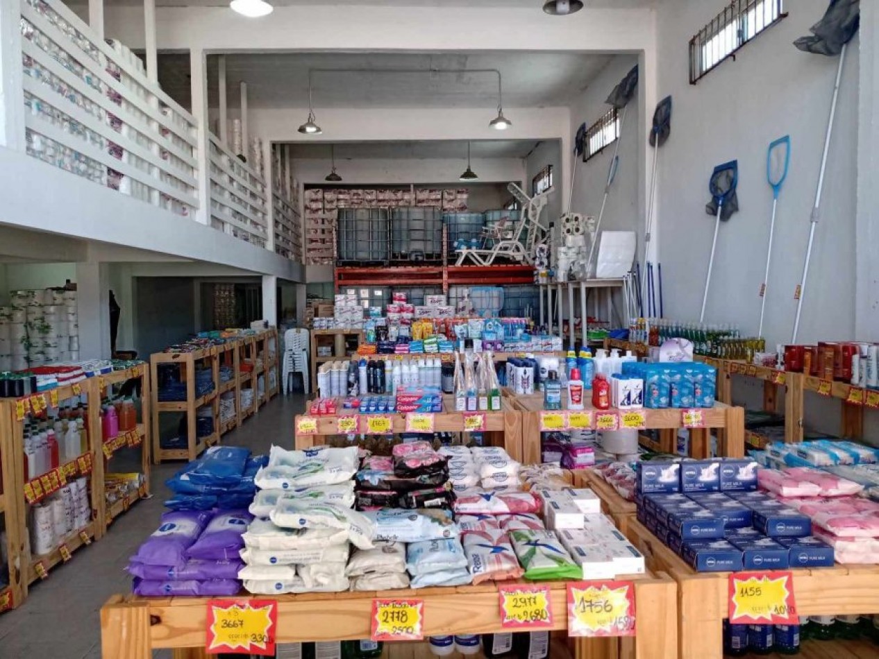 LOCAL + DEPOSITO 600M2 SOBRE AV. PRINCIPAl.