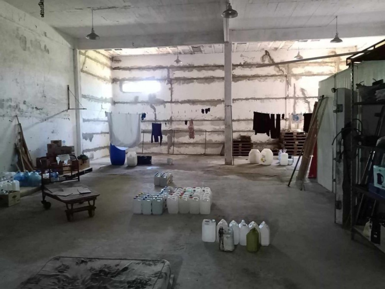 LOCAL + DEPOSITO 600M2 SOBRE AV. PRINCIPAl.