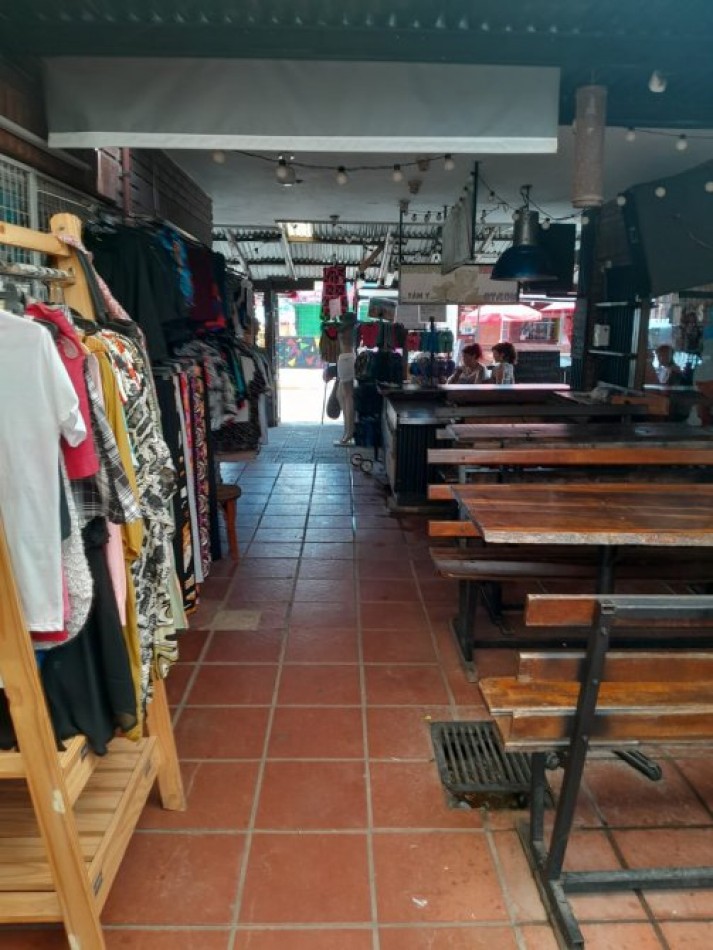 VENDO EN LA COSTA, GALERIA EN BLOCK, EXCELENTE INVERSION, ALTA RENTA