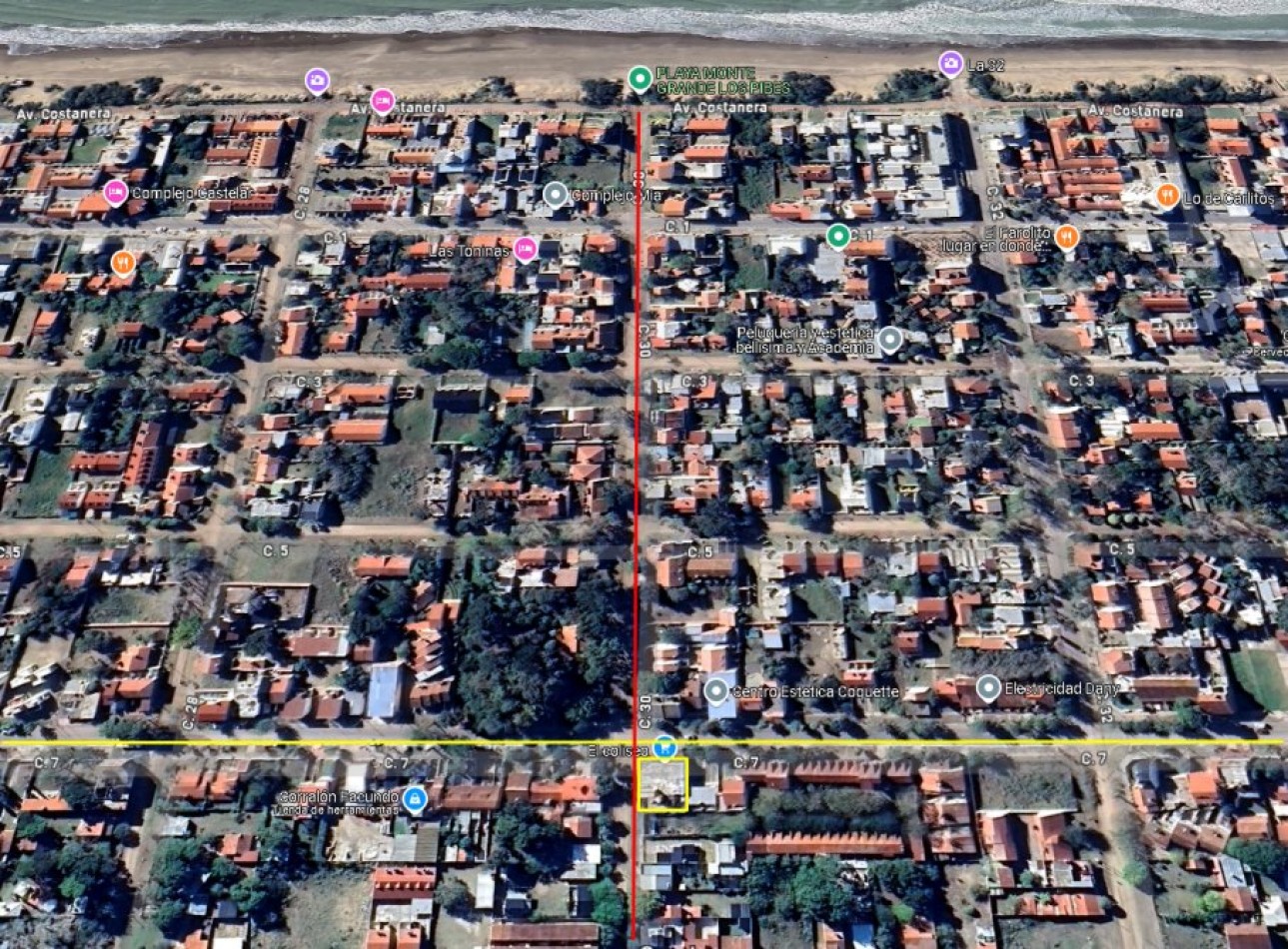 VENTA EN LA COSTA, IMPORTANTE LOCAL + 2 VIVIENDAS