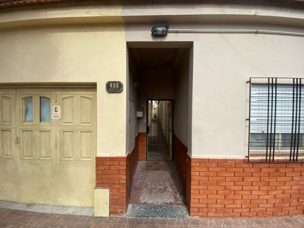 VENTA EN LA COSTA PH 4 AMBIENTES, ZONA CENTRO CERCA DEL MAR.