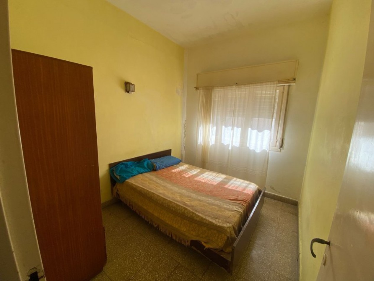 VENTA EN LA COSTA PH 4 AMBIENTES, ZONA CENTRO CERCA DEL MAR.