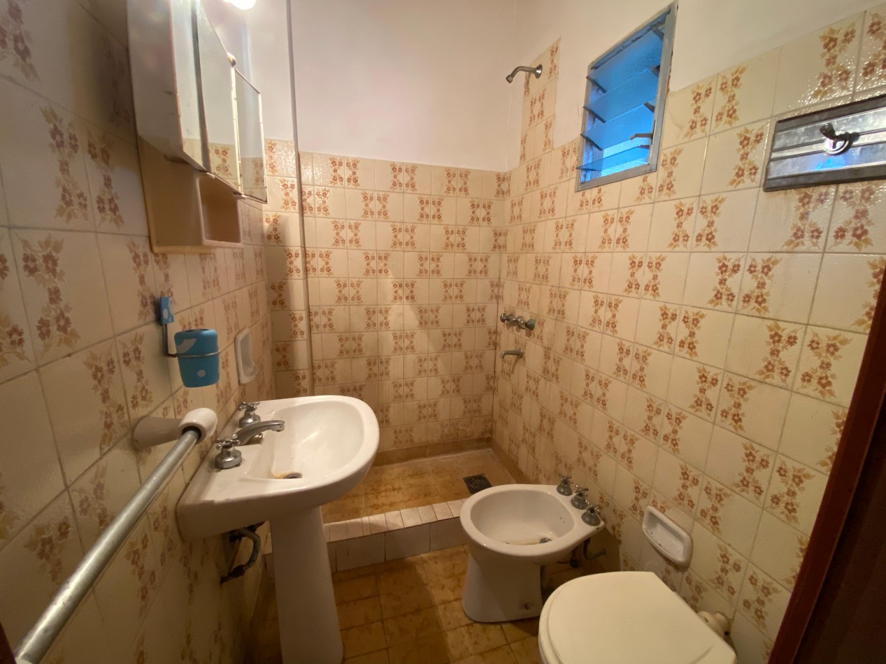 VENTA EN SANTA TERESITA AMPLIO DEPTO 2 AMBIENTES, CERCA DEL MAR