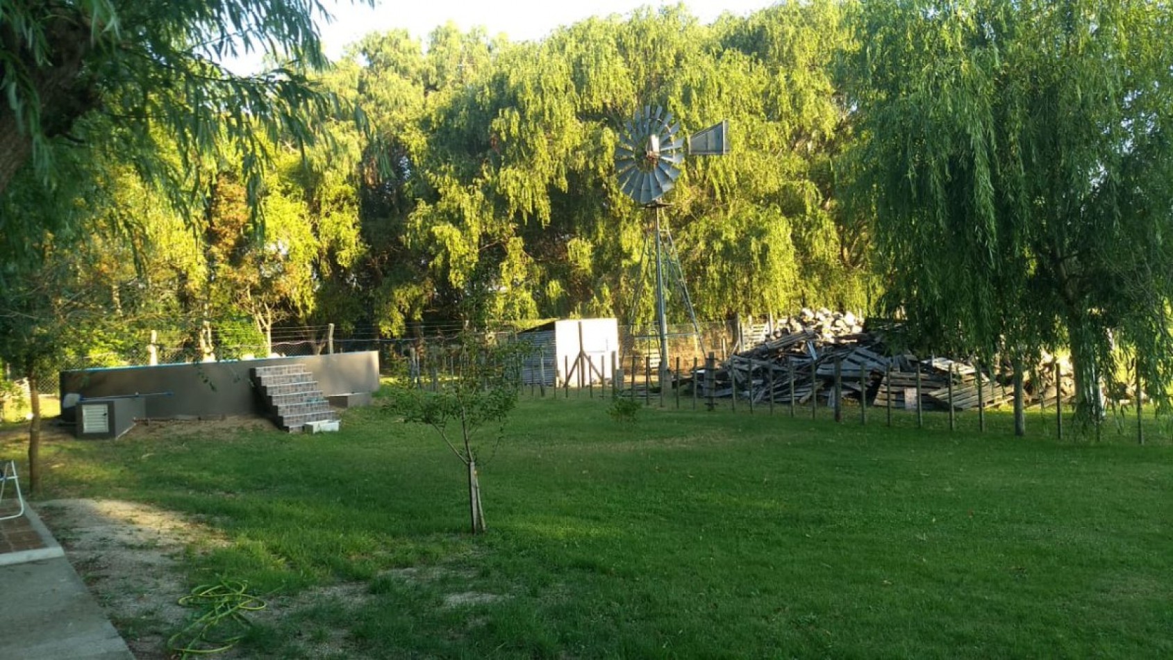 VENDO EN LA COSTA QUINTA-CHACRA CON PISCINA SOBRE RUTA 11