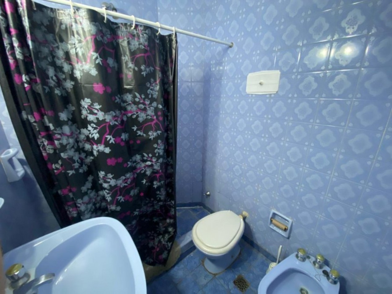 VENTA EN SANTA TERESITA REGIO TRIPLEX, CERCA DEL MAR C/ COCHERA Y GAS NATURAL