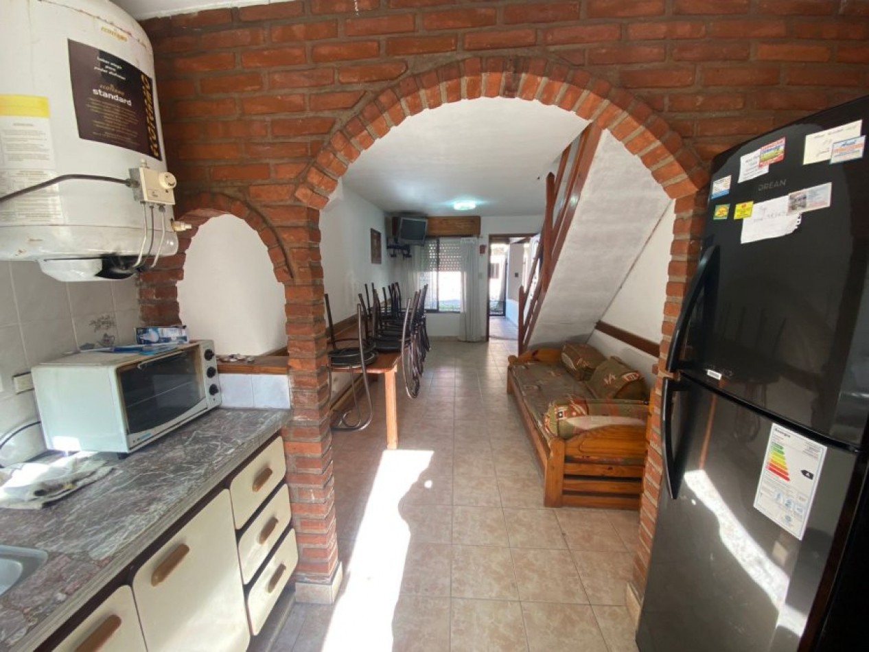 VENTA EN SANTA TERESITA, DUPLEX CERCA DEL MAR CON COCHERA Y GAS NATURAL