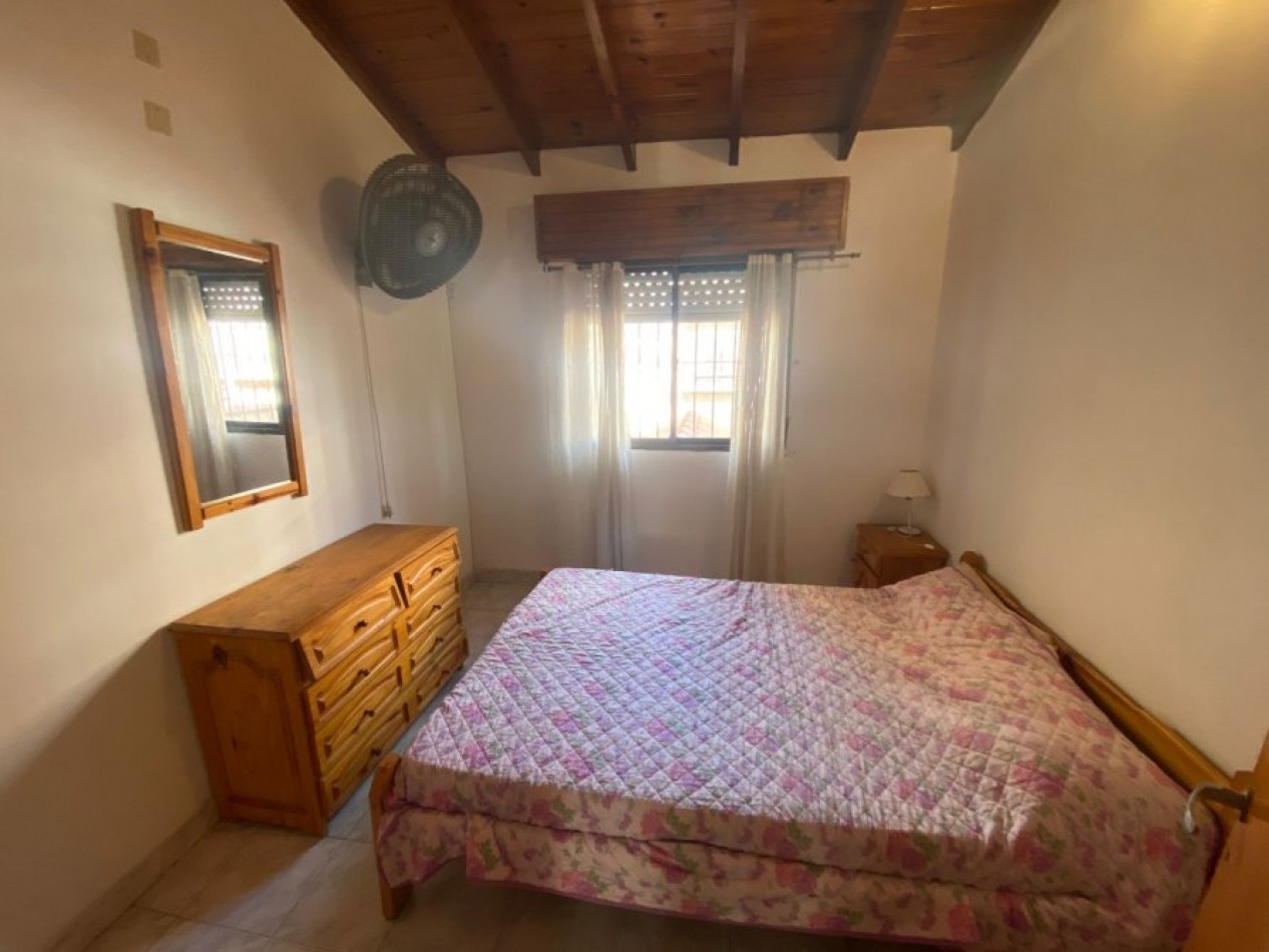 VENTA EN SANTA TERESITA, DUPLEX CERCA DEL MAR CON COCHERA Y GAS NATURAL