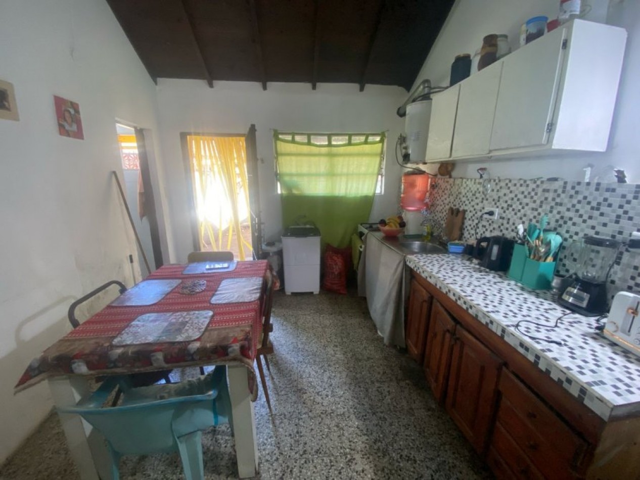 VENTA EN LA COSTA DUPLEX + MONOAMBIENTE, ZONA RESIDENCIAL