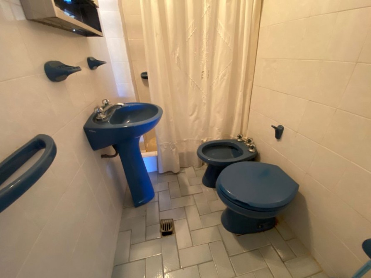 VENTA EN LA COSTA DUPLEX 3 ambientes a metros del mar