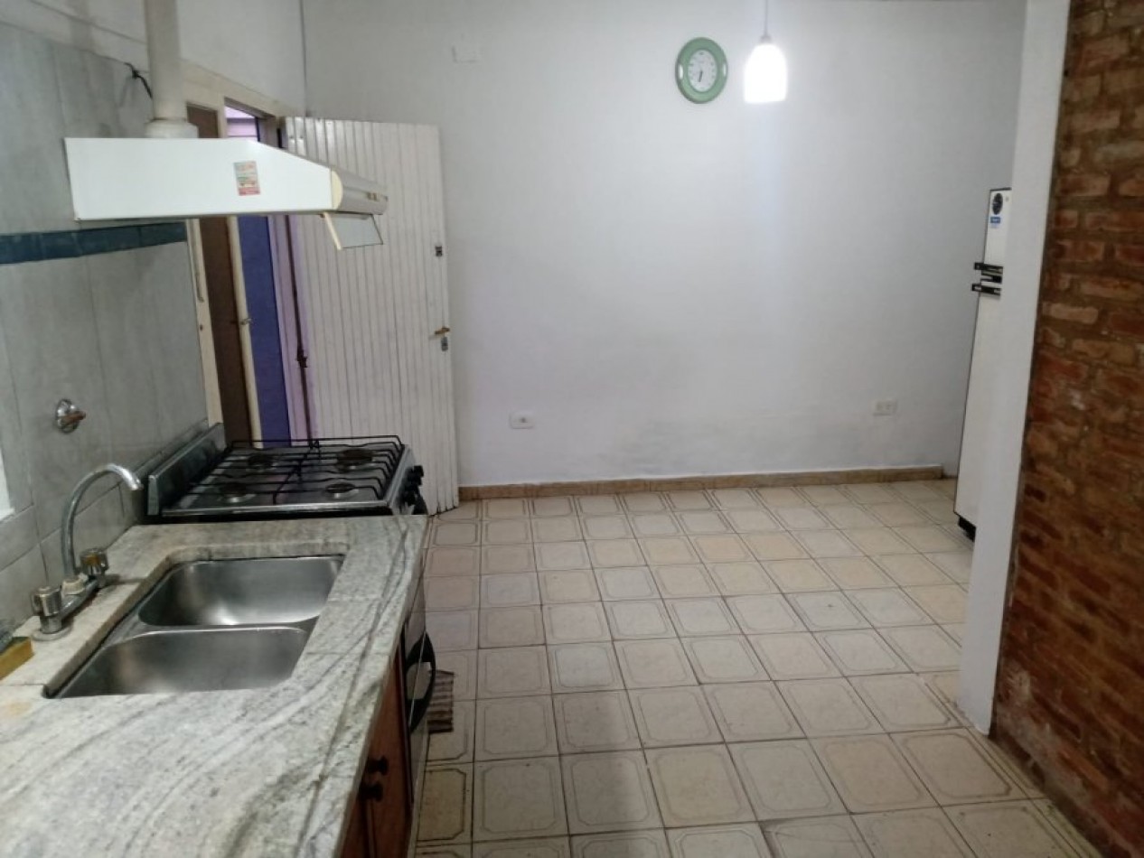 VENTA EN BLOCK 2 DEPTOS PH 4 Y 2 AMBIENTES, SANTA TERESITA