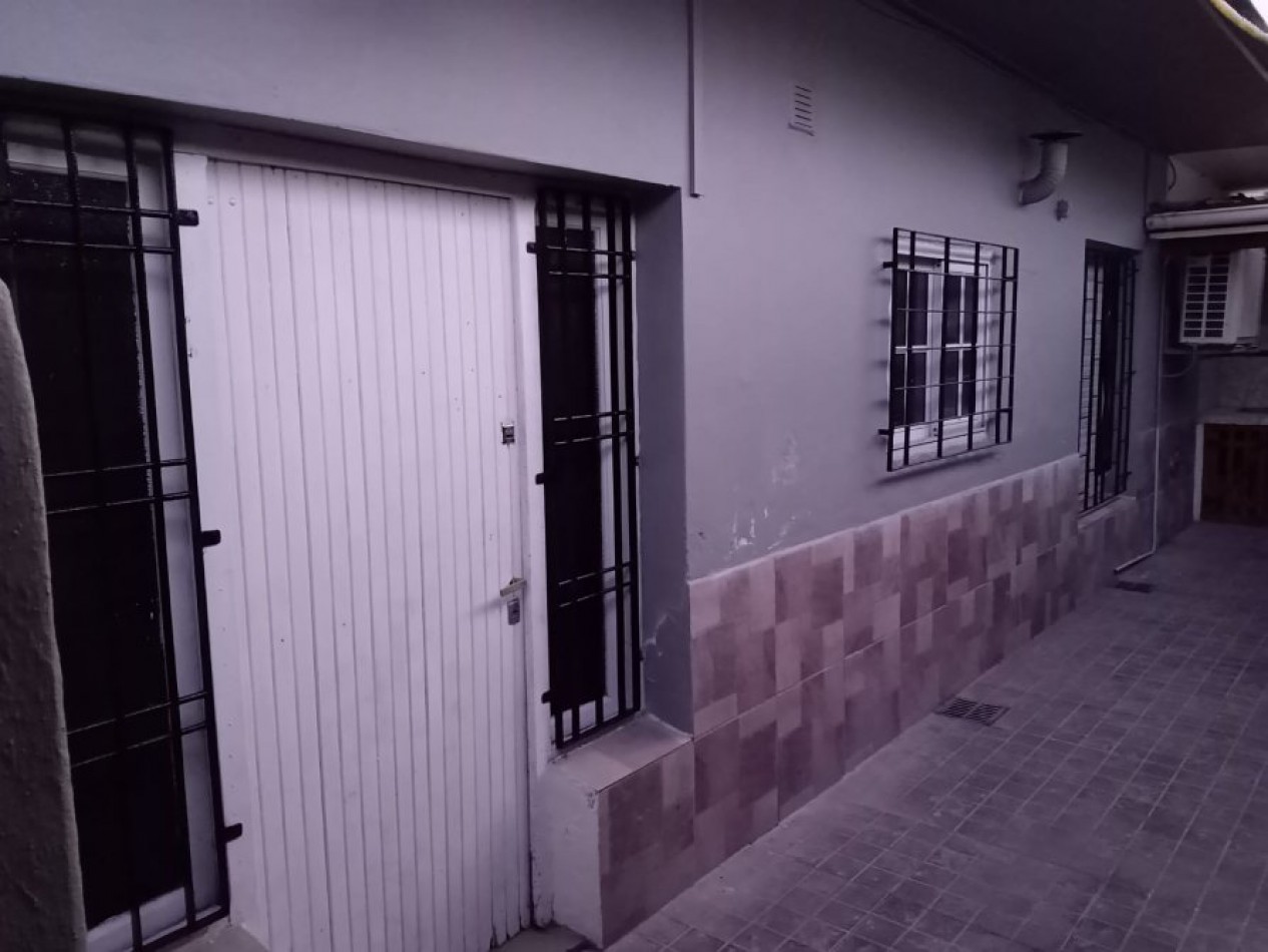 VENTA EN BLOCK 2 DEPTOS PH 4 Y 2 AMBIENTES, SANTA TERESITA