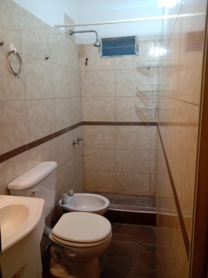 VENTA EN BLOCK 2 DEPTOS PH 4 Y 2 AMBIENTES, SANTA TERESITA