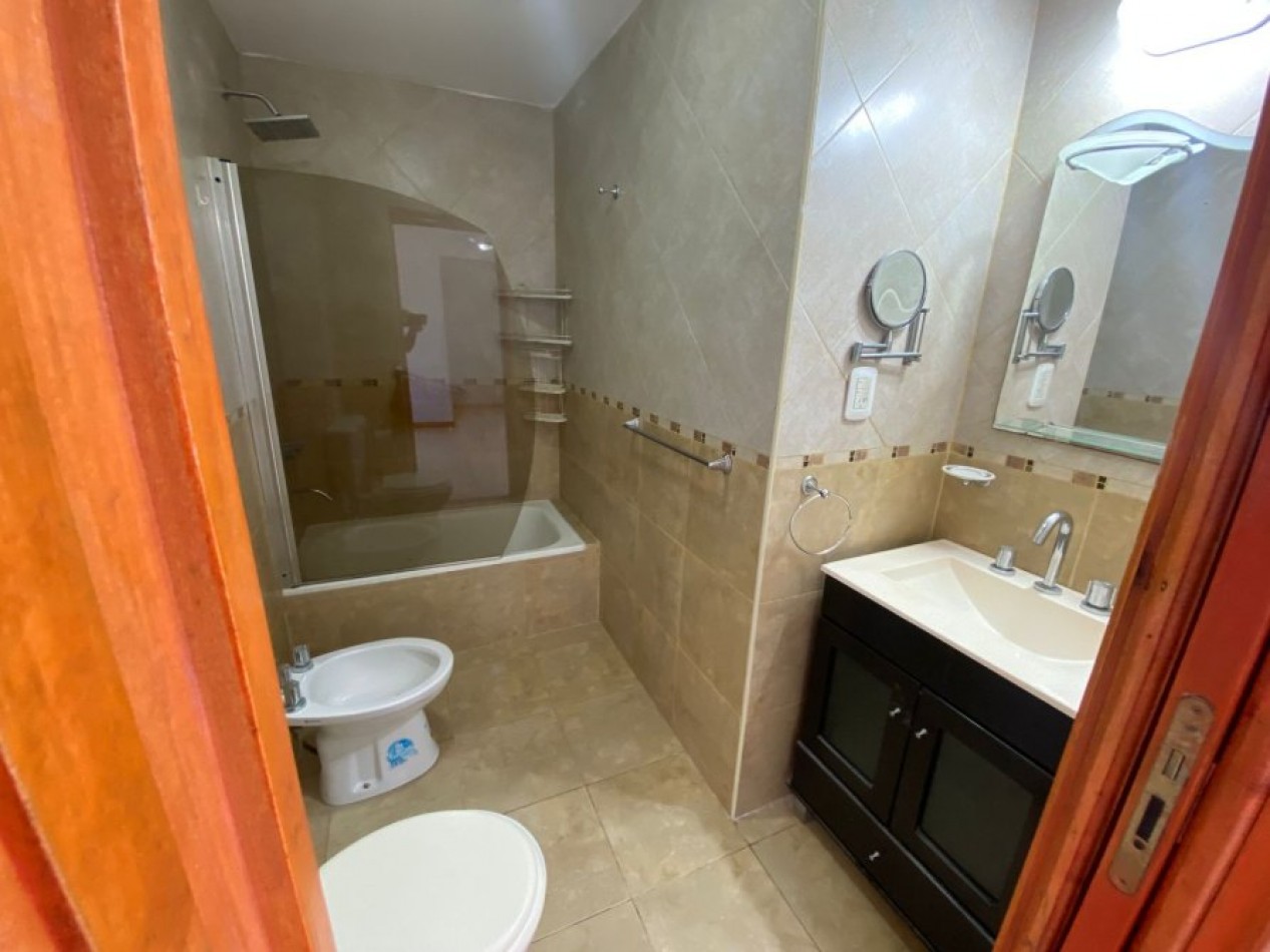 DPTO DE CATEGORIA C/ VISTA AL MAR EN LA COSTA CON ESPECTACULAR PARQUE C/ PISCINA