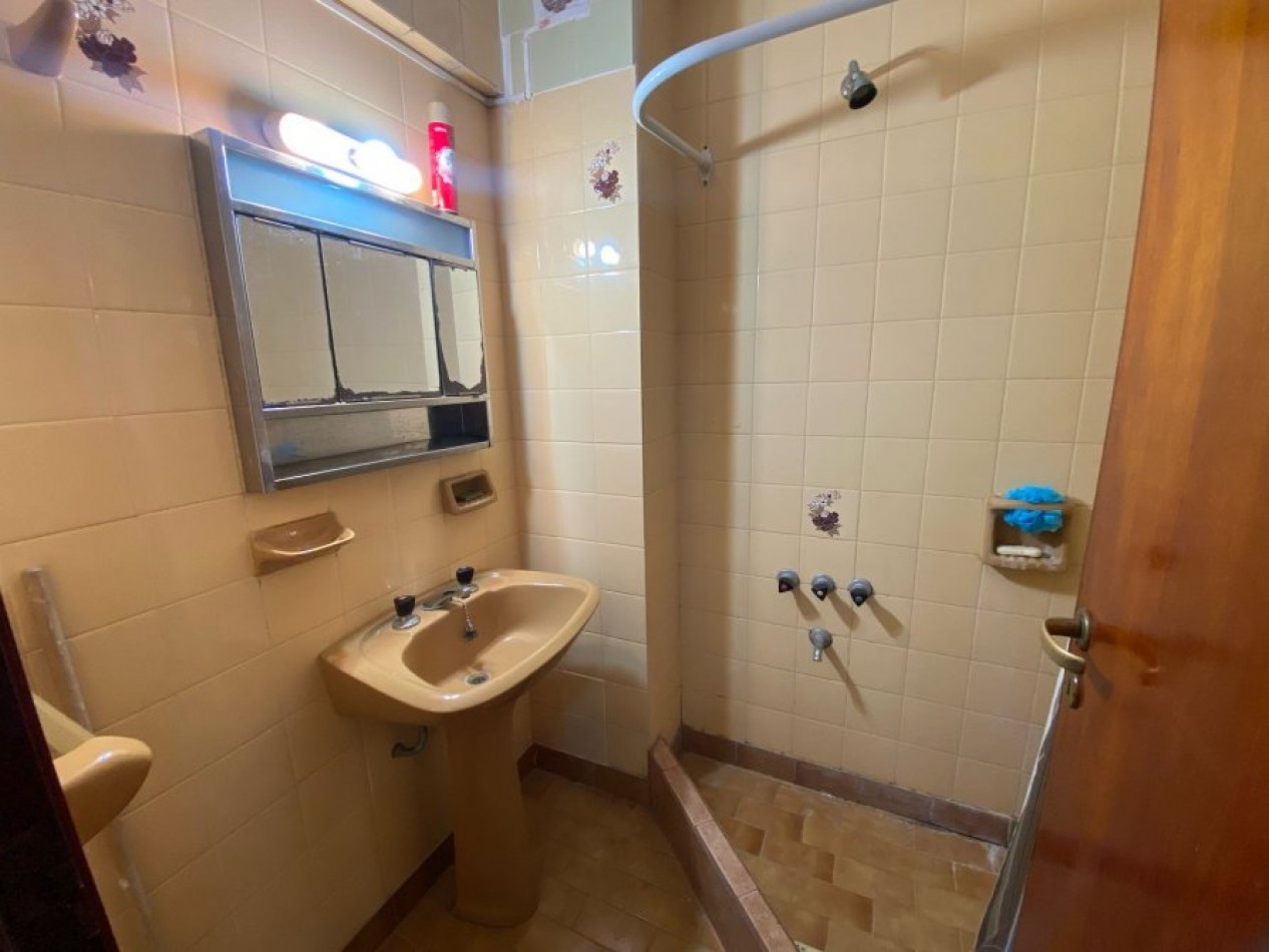 DEPARTAMENTO 2 AMBIENTES, EXCELENTE UBICACION