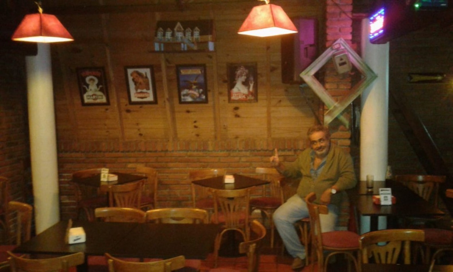 VENDO FONDO COMERCIO IMPORTANTE RESTO BAR CONCERT . UNICO EN LA COSTA