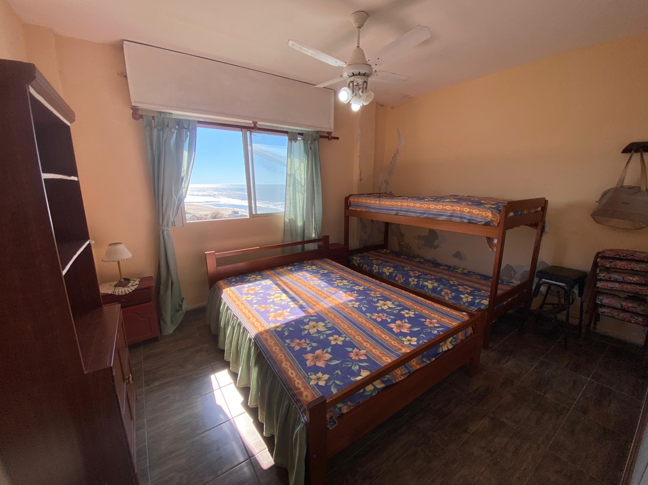 VENTA EN LA COSTA, DEPARTAMENTO CON GRAN TERRAZA PROPIA FRENTE AL MAR