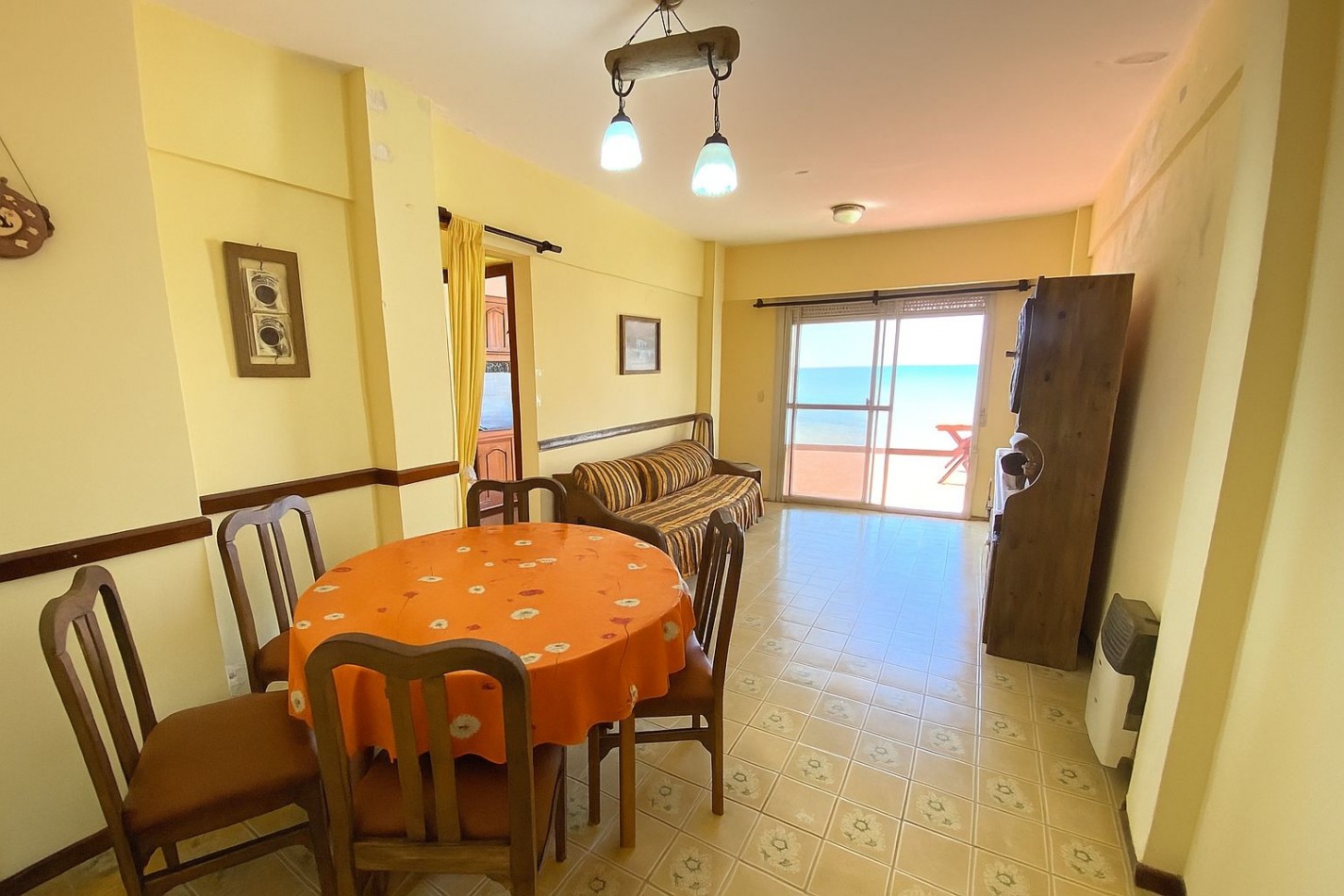 VENTA EN LA COSTA, DEPARTAMENTO CON GRAN TERRAZA PROPIA FRENTE AL MAR