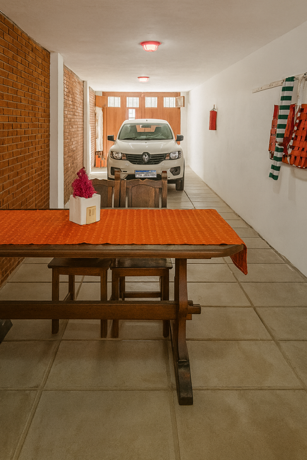 VENDO CASA EN SANTA TERESITA A METROS DEL MAR, 200M2 + SUBSUELO, OPORTUNIDAD!