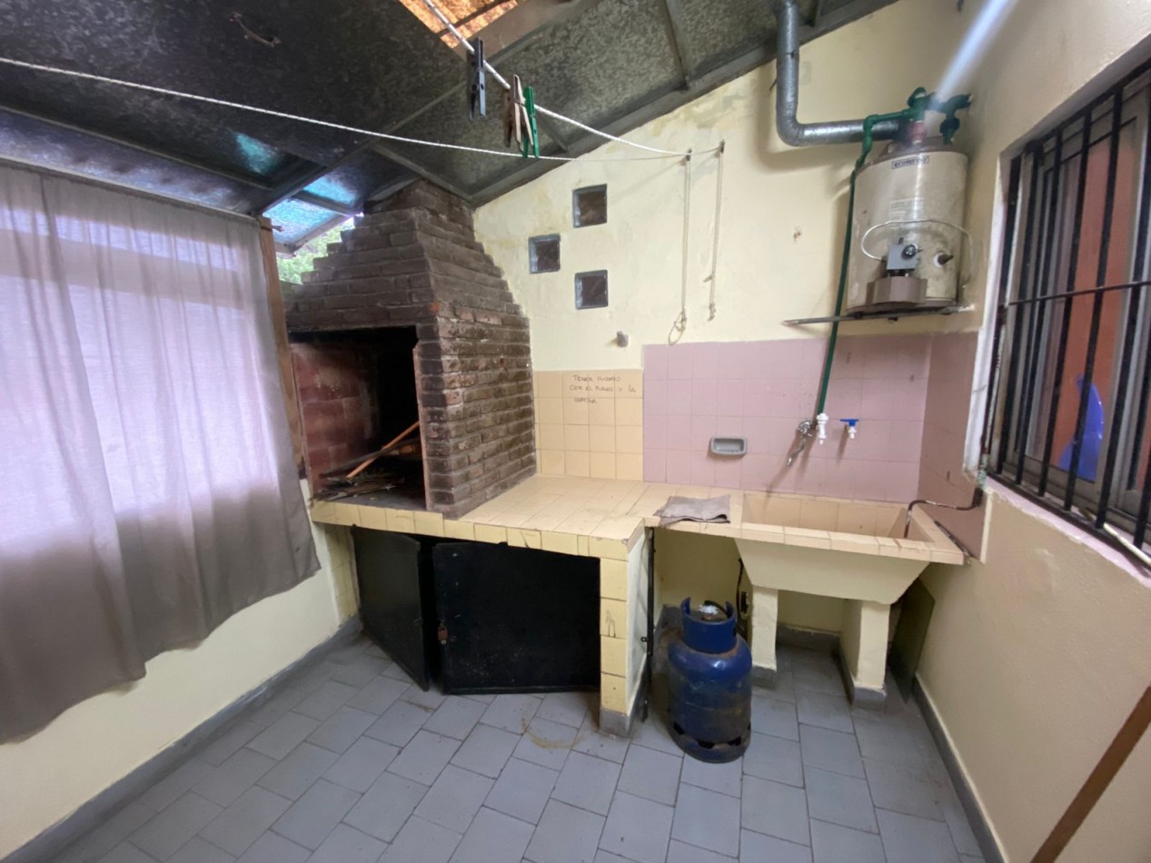 ALQUILER ANUAL, DUPLEX 3 AMB, CON ESPACIO PARA AUTO